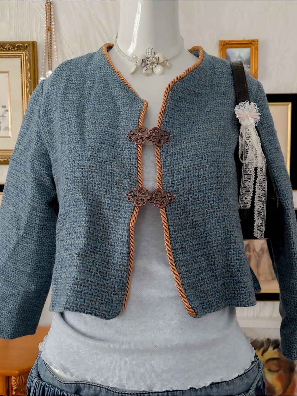 Vintage 70s academia folk preppy girly handmade tweed gold rope trim blazer